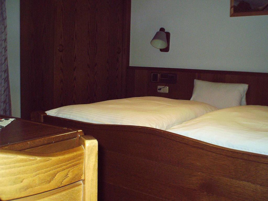 Gasthof Zur Einkehr Sankt Leonhard im Pitztal Rom bilde